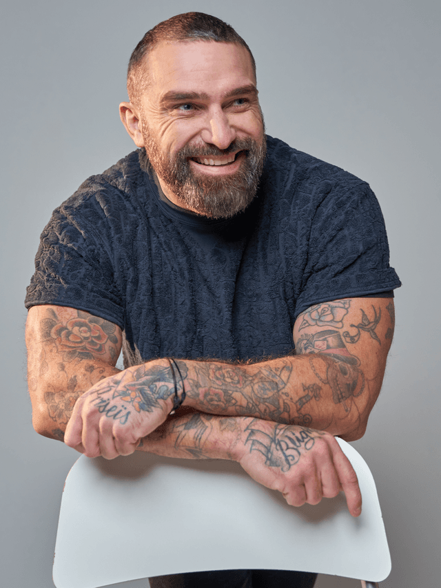 Upgrade: Ant Middleton VIP Photo